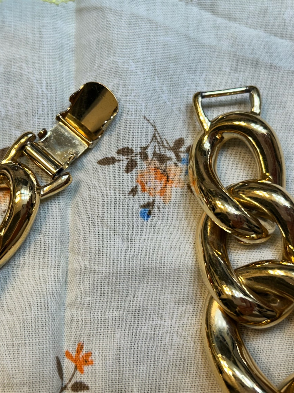 80s style Gold-Tone Chunky Chain Necklace - Monet, Anne Klein style - Picture 3 of 4